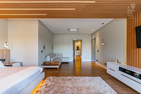 39_photo/94dce3a2b9.ceff8192393c33de-ATLAS-1b6d7c10-7723-4a6c-b88e-781aec5e37b0.jpg de casa à venda com 3 quartos, 700m² em Seminário, Curitiba