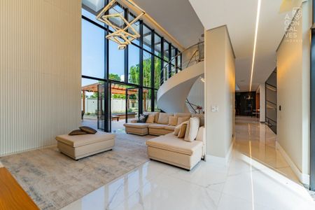 9_photo/94dce3a2b9.ceff8192393c33de-ATLAS-23eca427-b1a8-48e9-a8db-78d79d8f1eaa.jpg de casa à venda com 3 quartos, 700m² em Seminário, Curitiba