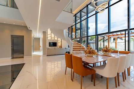 7_photo/94dce3a2b9.ceff8192393c33de-ATLAS-b652c257-091a-437f-bac5-a2edca30157e.jpg de casa à venda com 3 quartos, 700m² em Seminário, Curitiba