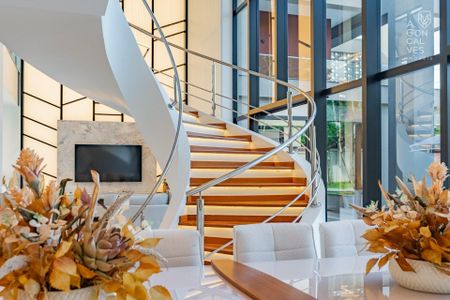 15_photo/94dce3a2b9.ceff8192393c33de-ATLAS-c59d23b6-c79e-466e-bd5b-0ca1aa09caa3.jpg de casa à venda com 3 quartos, 700m² em Seminário, Curitiba