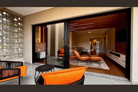 9_photo/94dce3a2cb.5de3098101d1f942-ATLAS-62f3d799-bb05-400f-881f-e35e6b5235ae.jpg de casa à venda com 3 quartos, 700m² em Seminário, Curitiba