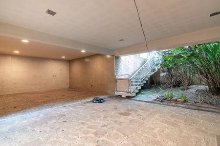 12_photo/94dce3a2cd.6b2453e70642c87c-ATLAS-22b4391a-6a3c-4575-929e-e66cca4dbda2.jpg de casa à venda com 4 quartos, 390m² em Seminário, Curitiba