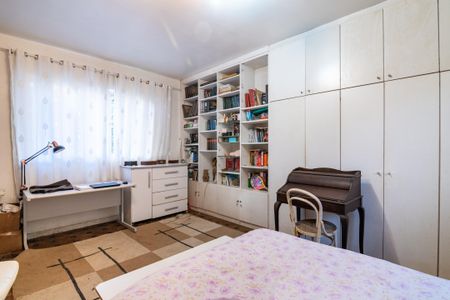 8_photo/94dce3a2cd.6b2453e70642c87c-ATLAS-cbf4dc52-a82d-4b51-ae33-2ef0fc3356ee.jpg de casa à venda com 4 quartos, 390m² em Seminário, Curitiba