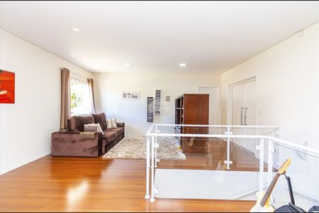 8_photo/94dce3a379.35cd9221f0133683-ATLAS-2f762822-17c2-44b5-97d0-efd0272deaae.jpg de casa à venda com 4 quartos, 210m² em Santa Quiteria, Curitiba