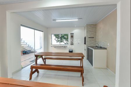 9_photo/94dce3a383.fc5987373cdbaa4f-ATLAS-25b8865f-35cf-48c0-94e6-e5179aecbc7c.jpg de casa à venda com 4 quartos, 170m² em Santa Quiteria, Curitiba