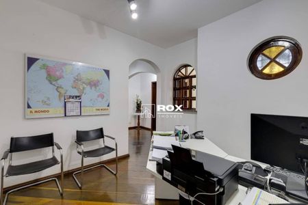 3_photo/94dce3a3a3.3c190a715a9dad8e-ATLAS-89562bad-e6b8-4260-8492-77fbaef774b9.jpg de casa à venda com 4 quartos, 308m² em Santa Quiteria, Curitiba