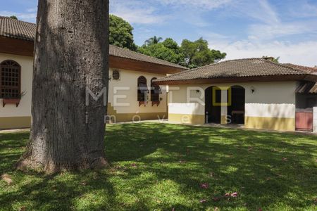 5_photo/94dce3a3a3.7aeb7bc2eb1ec1ba-ATLAS-0ade6500-2bfe-4a35-a748-edaccea3b2cc.jpg de casa à venda com 4 quartos, 357m² em Santa Quiteria, Curitiba