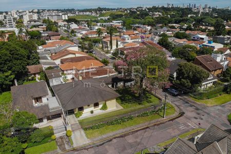 5_photo/94dce3a3a3.7aeb7bc2eb1ec1ba-ATLAS-9630264c-55a8-4345-bfaa-0c5db1120aa8.jpg de casa à venda com 4 quartos, 357m² em Santa Quiteria, Curitiba