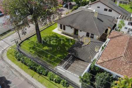 8_photo/94dce3a3a3.7aeb7bc2eb1ec1ba-ATLAS-9c3e1f82-b483-4bf3-a70e-9196a7d09d85.jpg de casa à venda com 4 quartos, 357m² em Santa Quiteria, Curitiba