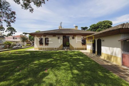7_photo/94dce3a3a3.7aeb7bc2eb1ec1ba-ATLAS-b8ac7f3a-c9ca-4445-b916-63dc08158368.jpg de casa à venda com 4 quartos, 357m² em Santa Quiteria, Curitiba