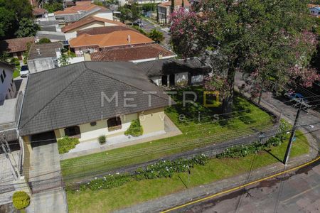 4_photo/94dce3a3a3.7aeb7bc2eb1ec1ba-ATLAS-dcf5d823-4616-45f3-9a68-f2eacaf33c54.jpg de casa à venda com 4 quartos, 357m² em Santa Quiteria, Curitiba