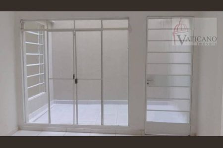 8_photo/94dce3a41b.d4b653a035097e83-ATLAS-e3487841-df59-4b2e-b8d4-b247ec452596.jpg de casa à venda com 4 quartos, 330m² em Santa Quiteria, Curitiba