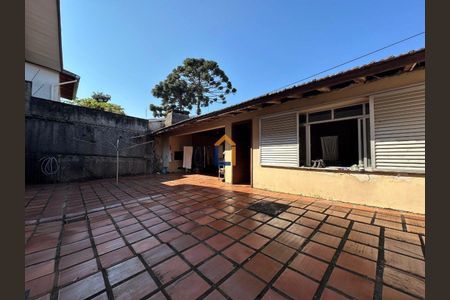 49_photo/94dce3a429.3c67596785460967-ATLAS-5be8bdf0-5015-4393-9a4b-abb2f363b86d.jpg de casa à venda com 5 quartos, 352m² em Santa Quiteria, Curitiba
