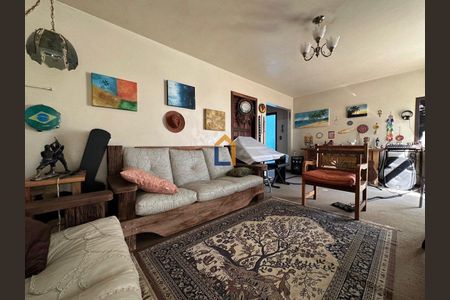 19_photo/94dce3a429.3c67596785460967-ATLAS-daf2a586-7d75-4319-b5e7-36a22e8eb3c7.jpg de casa à venda com 5 quartos, 352m² em Santa Quiteria, Curitiba