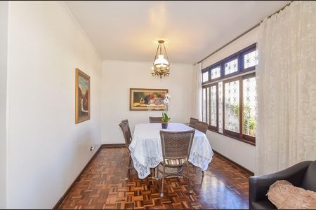 4_photo/94dce3a42f.ded5523ff743d611-ATLAS-c68434b9-5bde-4088-b624-8d97e008ffce.jpg de casa à venda com 6 quartos, 342m² em Santa Quiteria, Curitiba
