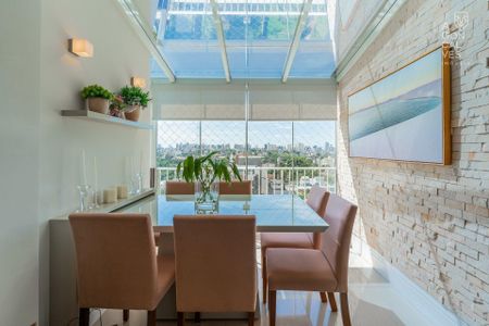 6_photo/94dce3a43d.1d7a76461d18d8fb-ATLAS-9c0aee58-e727-42fd-88af-b3fbd2aacce3.jpg de apartamento à venda com 3 quartos, 185m² em Santa Quiteria, Curitiba