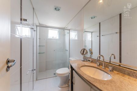 10_photo/94dce3a43d.88a389b64ec35cc9-ATLAS-8c0bd5a5-6af1-4544-b40f-7a89e7932002.jpg de apartamento à venda com 3 quartos, 173m² em Santa Quiteria, Curitiba