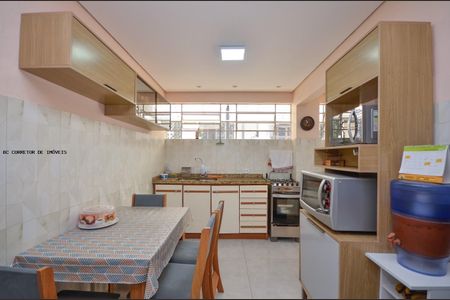 9_photo/94dce3a451.85bd9762b735a316-ATLAS-34dca2c5-bee4-4b85-a921-df26e14e4594.jpg de casa à venda com 3 quartos, 130m² em Santa Quiteria, Curitiba