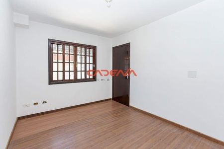 4_photo/94dce3a459.d7a91d1757fec3a4-ATLAS-322b96f0-0ecf-4843-a8d6-1c9bcbcdbd79.jpg de casa à venda com 3 quartos, 165m² em Santa Quiteria, Curitiba