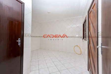 11_photo/94dce3a459.d7a91d1757fec3a4-ATLAS-6ceff29a-7acf-4399-9a7f-30b657a09932.jpg de casa à venda com 3 quartos, 165m² em Santa Quiteria, Curitiba