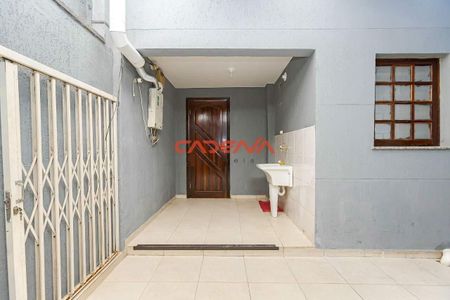 17_photo/94dce3a459.d7a91d1757fec3a4-ATLAS-82eb2041-ab93-4706-a1a1-708d5ce6568b.jpg de casa à venda com 3 quartos, 165m² em Santa Quiteria, Curitiba