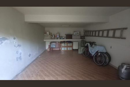 3_photo/94dce3a46f.668adb25e740486e-ATLAS-89e67a72-e41d-465f-9eef-39266ac9d679.jpg de casa à venda com 3 quartos, 190m² em Santa Quiteria, Curitiba