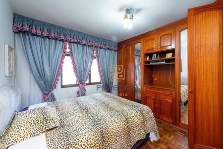 11_photo/94dce3a481.d70948cd37f6cfc6-ATLAS-1f7ade76-87ae-4c96-b083-57760e67fe5a.jpg de casa à venda com 4 quartos, 218m² em Santa Quiteria, Curitiba