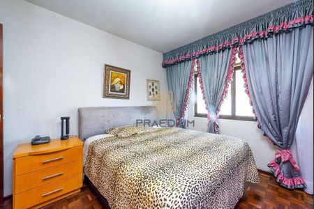 6_photo/94dce3a481.d70948cd37f6cfc6-ATLAS-54d60adf-0c05-472c-b943-2e0b736a3207.jpg de casa à venda com 4 quartos, 218m² em Santa Quiteria, Curitiba