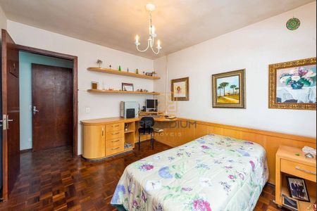 2_photo/94dce3a481.d70948cd37f6cfc6-ATLAS-7ebd9f79-681e-4142-89d6-3bf910721e2b.jpg de casa à venda com 4 quartos, 218m² em Santa Quiteria, Curitiba