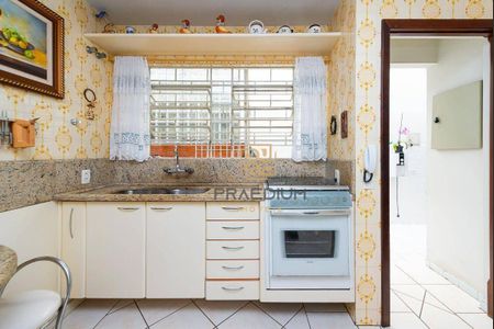 7_photo/94dce3a481.d70948cd37f6cfc6-ATLAS-a8bf28e9-0152-4092-85db-3ede74bb58e3.jpg de casa à venda com 4 quartos, 218m² em Santa Quiteria, Curitiba