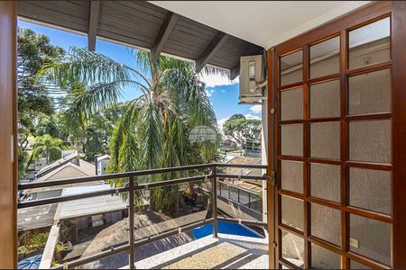 21_photo/94dce3a641.5967fec49d2dda6e-ATLAS-70ceed42-0fe7-4cdf-947c-7d87bb099aeb.jpg de casa à venda com 4 quartos, 270m² em Santa Quiteria, Curitiba