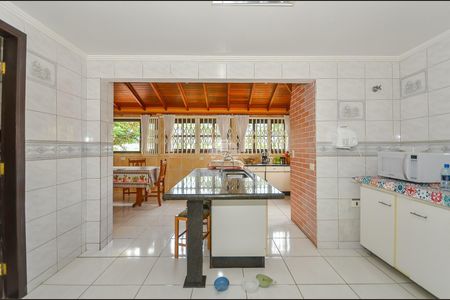 5_photo/94dce3a647.70046e77783756e9-ATLAS-c72fb9fb-8833-4c5c-8dca-2cbf4115c90b.jpg de casa à venda com 3 quartos, 381m² em Santa Quiteria, Curitiba