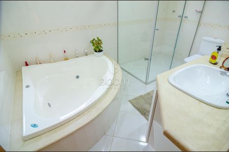 2_photo/94dce3a6c1.84088c7001fd8c9e-ATLAS-459b0eff-2b7c-4875-943b-47ce0f2eb799.jpg de casa à venda com 4 quartos, 276m² em Santa Quiteria, Curitiba