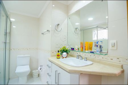 6_photo/94dce3a6c1.84088c7001fd8c9e-ATLAS-b2841e8e-8d6d-4f1b-8213-8bd7c549498e.jpg de casa à venda com 4 quartos, 276m² em Santa Quiteria, Curitiba