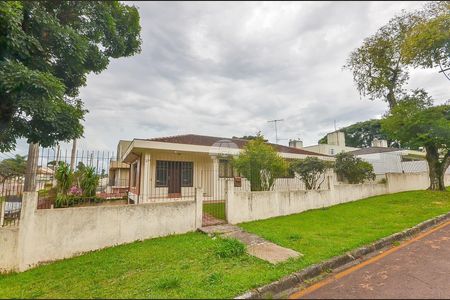 5_photo/94dce3a6f3.e9bc35269128f7e8-ATLAS-2a8098a9-e698-49c0-bf16-fb217a88f7d3.jpg de casa à venda com 4 quartos, 211m² em Santa Quiteria, Curitiba