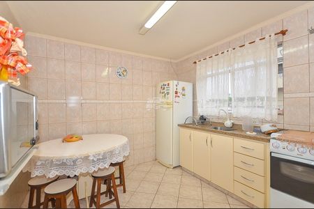 12_photo/94dce3a6f3.e9bc35269128f7e8-ATLAS-39cd882b-d35a-4d78-8cf1-718e60f9ca8f.jpg de casa à venda com 4 quartos, 211m² em Santa Quiteria, Curitiba