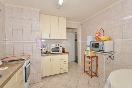 7_photo/94dce3a6f3.e9bc35269128f7e8-ATLAS-b379e065-736b-4ca6-92ce-05a3c0c91cb8.jpg de casa à venda com 4 quartos, 211m² em Santa Quiteria, Curitiba