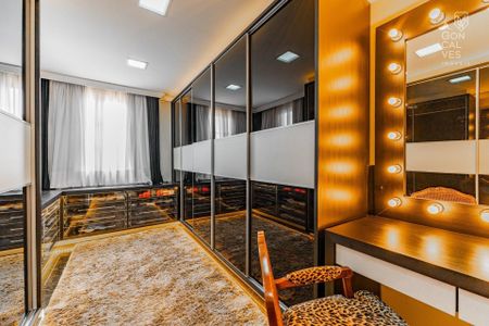 13_photo/94dce3a711.ae4f0b326a13d360-ATLAS-3b135a8e-18db-43e0-9c2e-5abca89f170d.jpg de casa à venda com 3 quartos, 400m² em Santa Quiteria, Curitiba