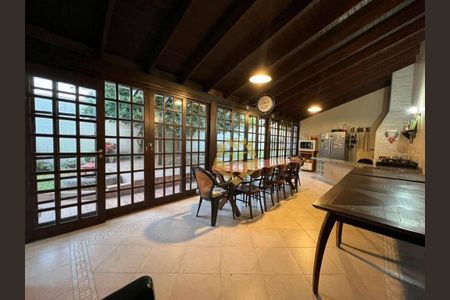 3_photo/94dce3a75b.777899b2c09bdc5f-ATLAS-17b1cdc0-a91c-443f-83cc-64767a03d9e3.jpg de casa para alugar com 5 quartos, 400m² em Santa Quiteria, Curitiba