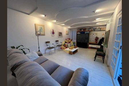 5_photo/94dce3a75b.777899b2c09bdc5f-ATLAS-1e7fbabe-be2a-4ab6-b3e7-3cb10c27e777.jpg de casa para alugar com 5 quartos, 400m² em Santa Quiteria, Curitiba