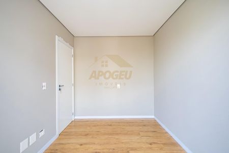 5_photo/94dce3a7bd.82506d9600853a32-ATLAS-1f80fe10-7cda-4ac2-82cf-d5a3bf4a8de7.jpg de casa à venda com 3 quartos, 156m² em Santa Quiteria, Curitiba