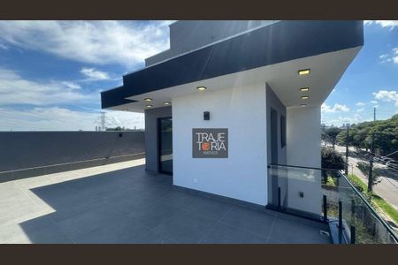 8_photo/94dce3a7bd.c64df392d3ab4249-ATLAS-2be2cd1c-ab11-4493-b28b-0bf23be610db.jpg de casa à venda com 3 quartos, 191m² em Vila Izabel, Curitiba