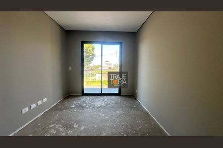 3_photo/94dce3a7bd.c64df392d3ab4249-ATLAS-9fcc914a-f543-4e2a-b06e-99215ba89cb2.jpg de casa à venda com 3 quartos, 191m² em Vila Izabel, Curitiba