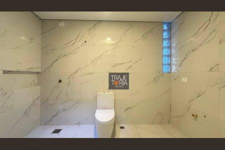 3_photo/94dce3a7bd.c64df392d3ab4249-ATLAS-b8d7bbee-1045-4bde-941f-c53499cbe0f6.jpg de casa à venda com 3 quartos, 191m² em Vila Izabel, Curitiba