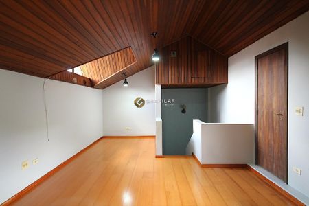 41_photo/94dce3a8bb.733df3fb414133b3-ATLAS-7a6505c5-44b4-4026-a73e-7c2e18bc24cb.jpg de casa à venda com 3 quartos, 112m² em Santa Quiteria, Curitiba