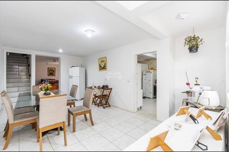 2_photo/94dce3a8e3.478be4c047dfae7d-ATLAS-cf4d4da4-aef0-4cb1-81ee-8bd288157647.jpg de casa à venda com 3 quartos, 207m² em Santa Quiteria, Curitiba