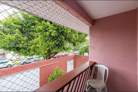 36_photo/94dce3a8e3.478be4c047dfae7d-ATLAS-f2c3d1cd-3c2f-4208-b69b-2c533a338d9d.jpg de casa à venda com 3 quartos, 207m² em Santa Quiteria, Curitiba