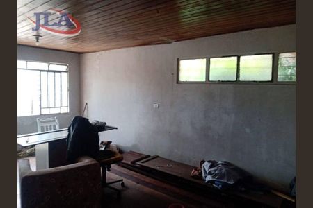 3_photo/94dce3a8ef.48d47a859cf64122-ATLAS-91d0e4f7-88b4-415c-80f5-b05d03e09c87.jpg de casa à venda com 3 quartos, 137m² em Santa Quiteria, Curitiba