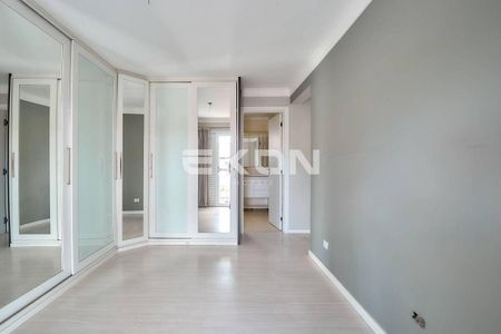 8_photo/94dce3a8f1.5a85c5bdfef41cf9-ATLAS-338f470e-8e4c-483b-8d28-05aada0f5a5e.jpg de casa à venda com 3 quartos, 200m² em Santa Quiteria, Curitiba