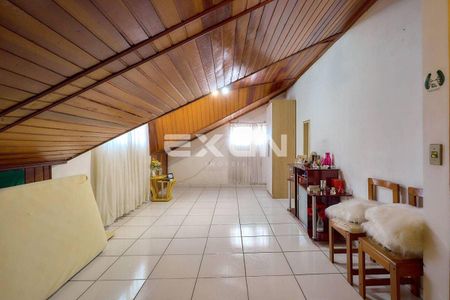 3_photo/94dce3a8f1.5a85c5bdfef41cf9-ATLAS-bd2945be-93eb-4d3b-b988-92dcb19f1ab5.jpg de casa à venda com 3 quartos, 200m² em Santa Quiteria, Curitiba